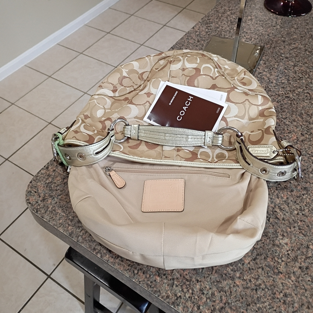 NWT Coach Soho  Opt Signature Vintage Shoulder Bag - Picture 7 of 17